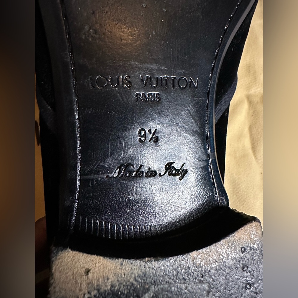 Louis Vuitton Men’s Black Velvet Logo loafer with blue trim EUC - Picture 5 of 6